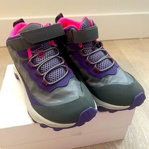 Kids Merrel water proof hiking shoe pink purple